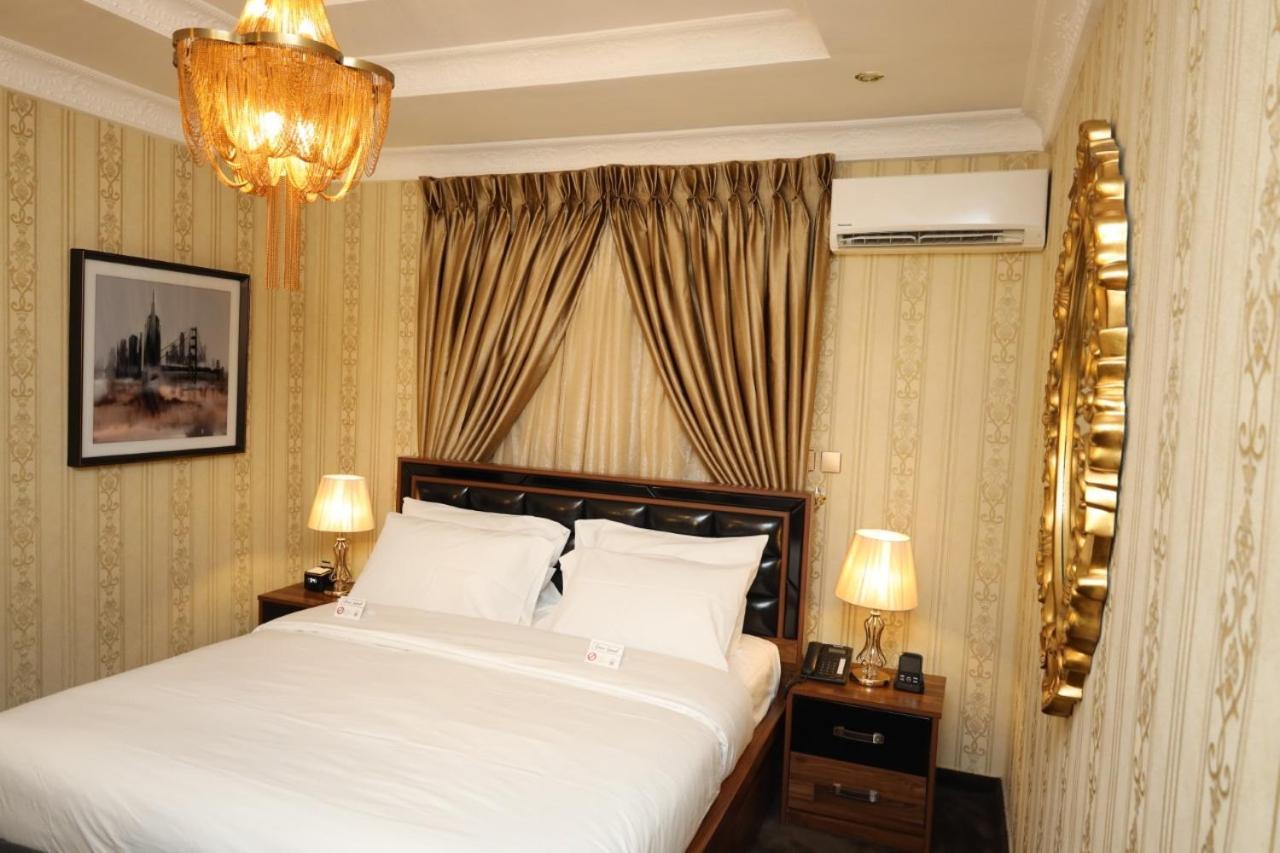 No.1 Hotel Абуджа Екстериор снимка