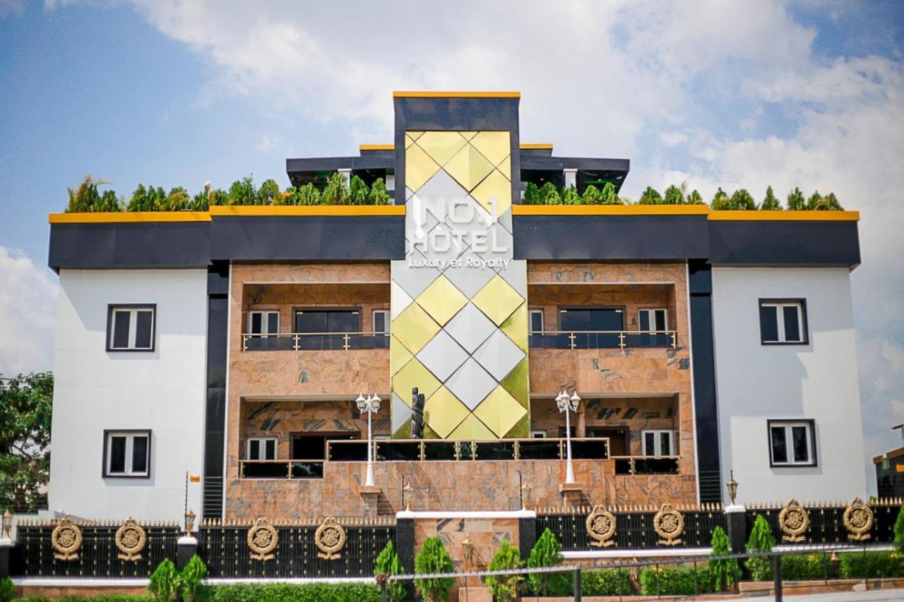 No.1 Hotel Абуджа Екстериор снимка