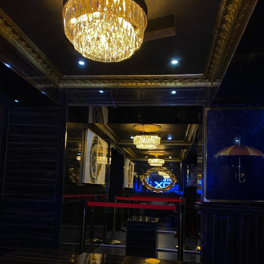 No.1 Hotel Абуджа Екстериор снимка