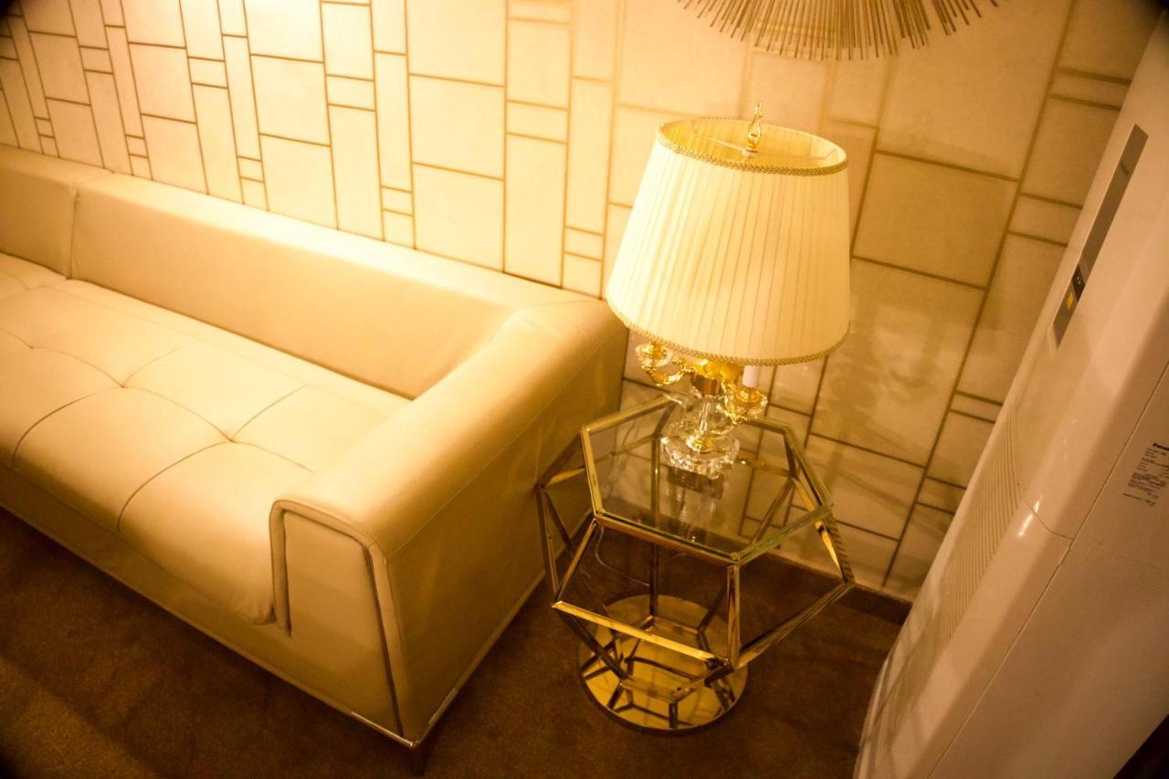 No.1 Hotel Абуджа Екстериор снимка