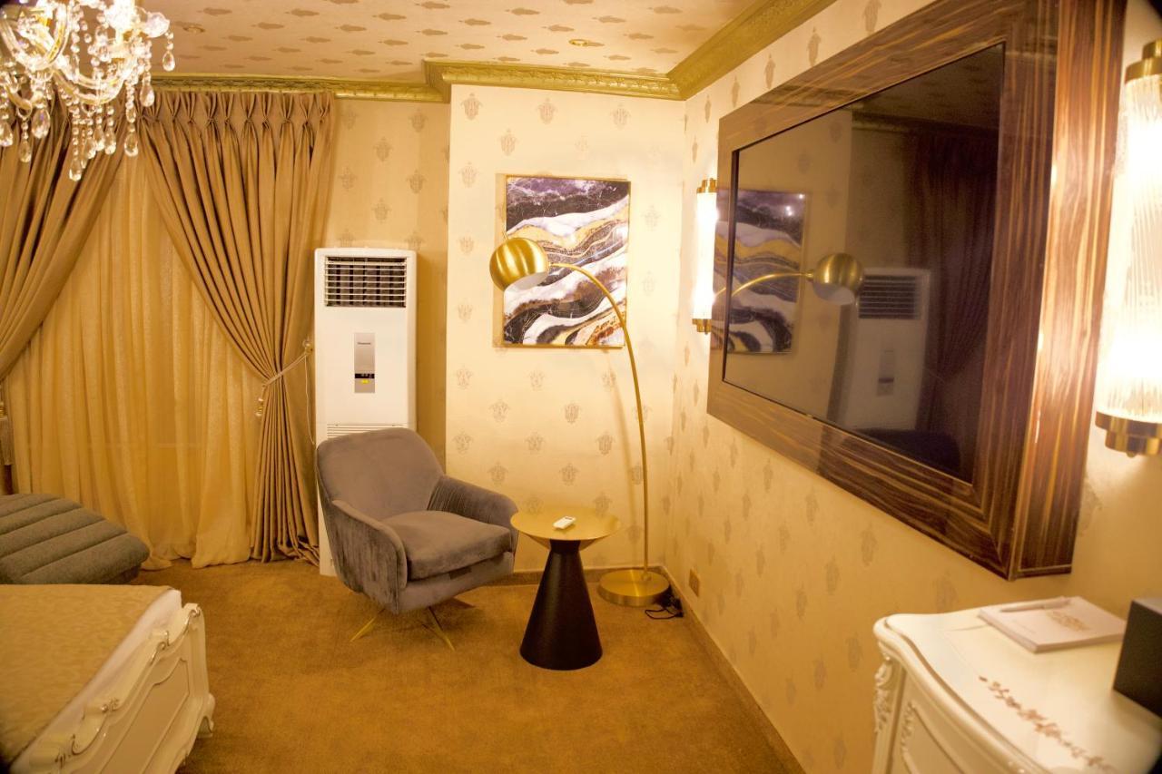 No.1 Hotel Абуджа Екстериор снимка
